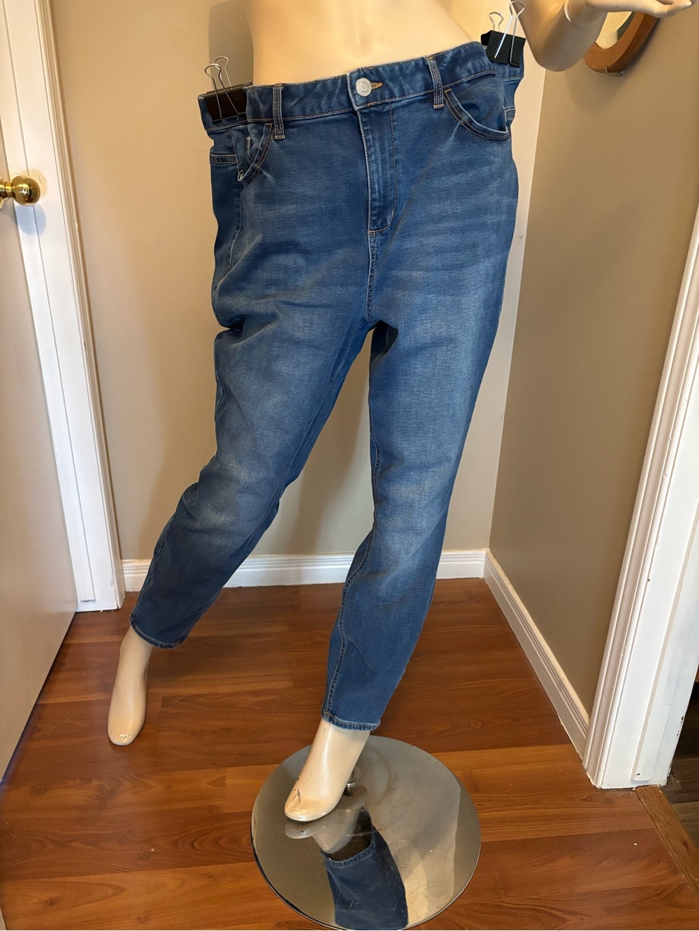Addition Elle women’s Relaxed Fit Mid-Blue Jeans